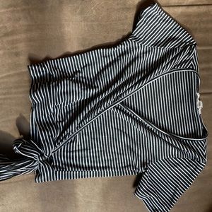 Cute black and white striped tie crop